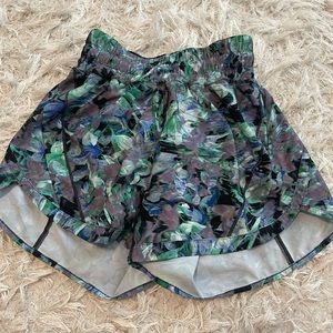 lulu lemon tracker shorts
